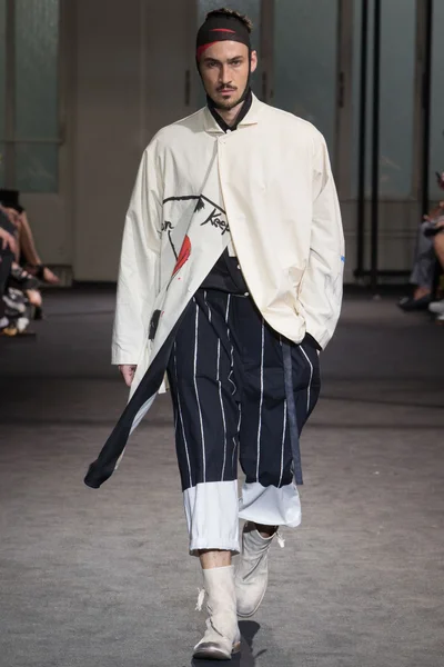 Look 20